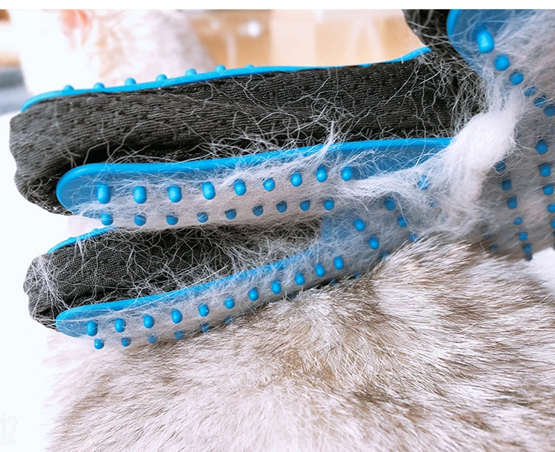 Pet Spa Glove β Grooming, De-shedding & Massaging Glove for Cats & Dogs