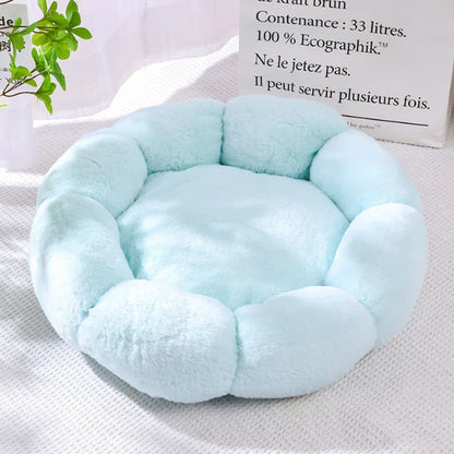 Flower-Shaped Cotton Pet Bed – Comfy, Stylish Sleep Mat for Dogs & Cats (Indoor/Outdoor Use)